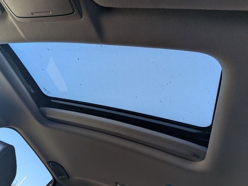 Certified 2022 Honda CR-V Touring image 13