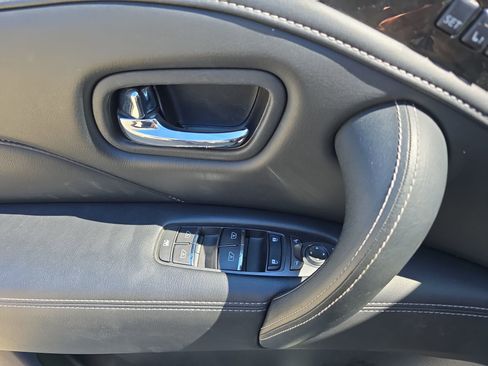 Used 2024 INFINITI QX80 Luxe image 27