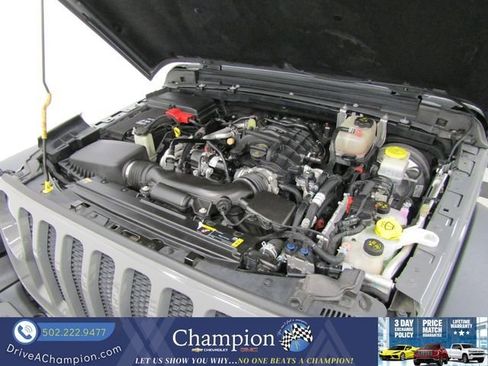 Used 2023 Jeep Wrangler Unlimited Sport AWD/4WD image 35