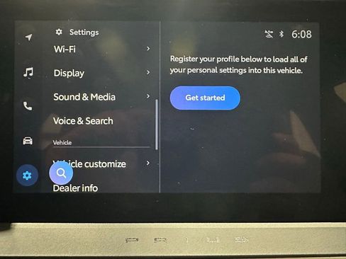 Used 2025 Toyota Prius XLE image 35