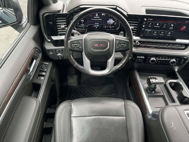 Used 2022 GMC Sierra 1500 SLT w/ SLT Premium Plus Package AWD/4WD image 18