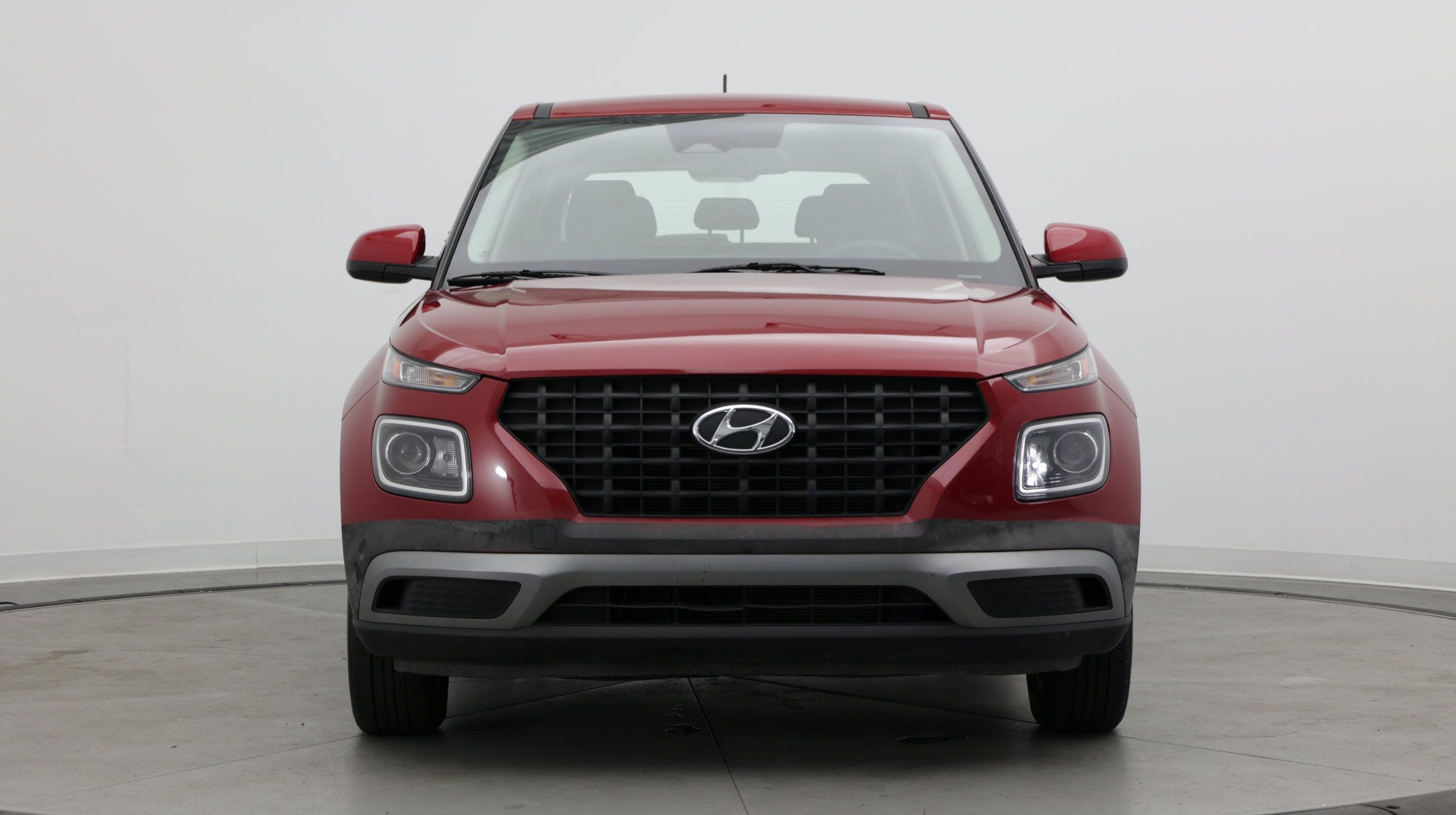 Used 2023 Hyundai Venue SE FWD image 2