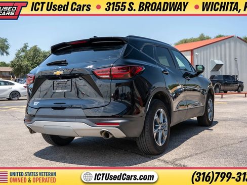 Used 2024 Chevrolet Blazer LT w/ Convenience Package FWD image 6