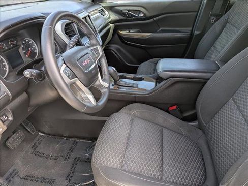 Used 2018 GMC Acadia SLE FWD image 15