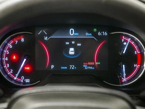 Used 2024 Toyota RAV4 XLE AWD/4WD image 43