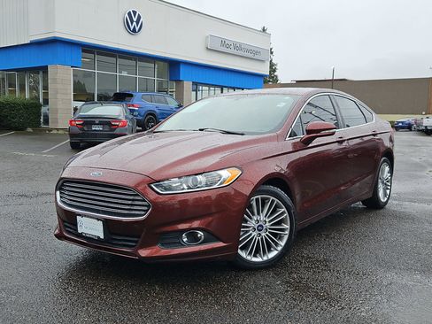 Used 2015 Ford Fusion SE w/ Equipment Group 202A image 1