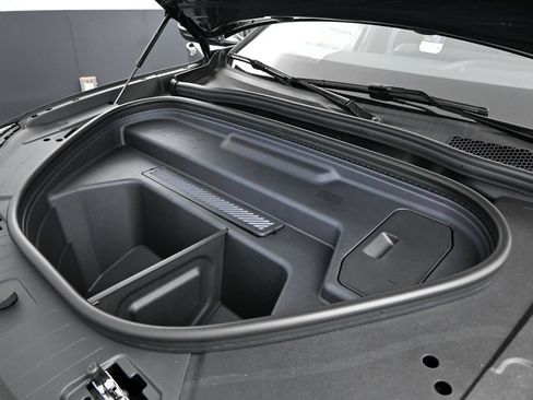New 2027 Audi SQ6 e-tron Premium Plus AWD/4WD image 21