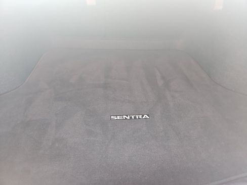 Used 2022 Nissan Sentra SR w/ Trunk Package image 15