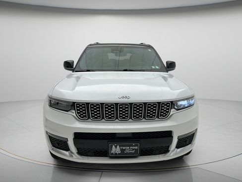 Used 2023 Jeep Grand Cherokee L Summit AWD/4WD image 2
