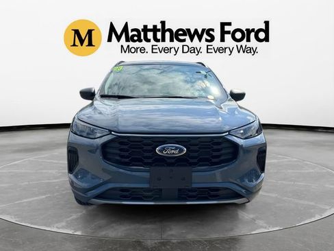Used 2023 Ford Escape ST-Line w/ Tech Pack #1 AWD/4WD image 8