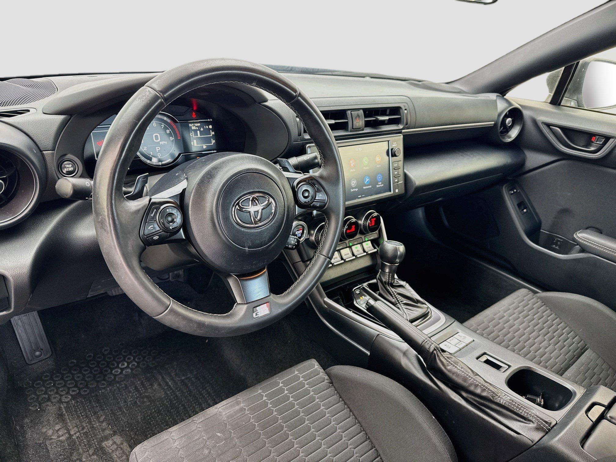 Used 2025 Toyota GR86 RWD image 14