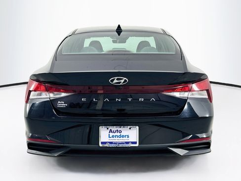 Used 2023 Hyundai Elantra SEL w/ Convenience Package FWD image 6