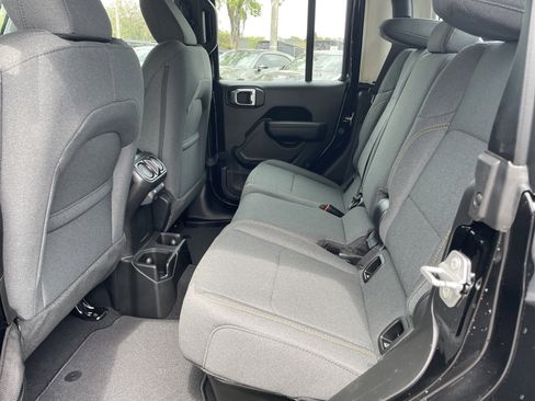 New 2026 Jeep Gladiator Sport image 46