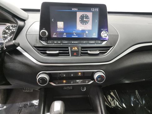 Used 2022 Nissan Altima 2.5 SV FWD image 16