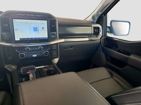 Used 2022 Ford F150 Lariat w/ Equipment Group 501A Mid image 24