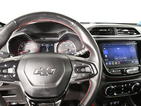 Used 2023 Chevrolet TrailBlazer RS w/ Sun and Liftgate Package AWD/4WD image 16