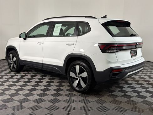 Used 2025 Volkswagen Taos S AWD/4WD image 2