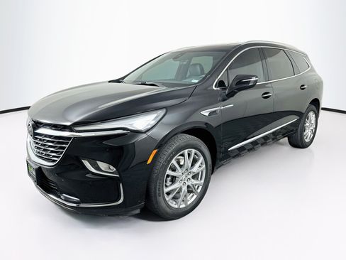 Used 2023 Buick Enclave Essence w/ Experience Buick Package AWD/4WD image 3