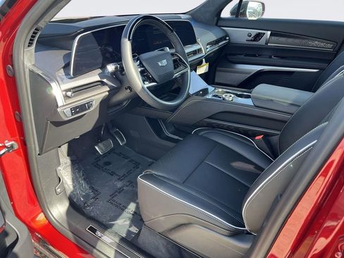 New 2026 Cadillac Vistiq Platinum AWD/4WD image 9