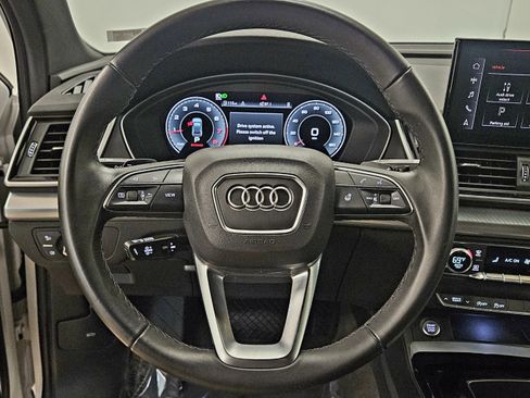 Used 2025 Audi Q5 2.0T Premium image 38