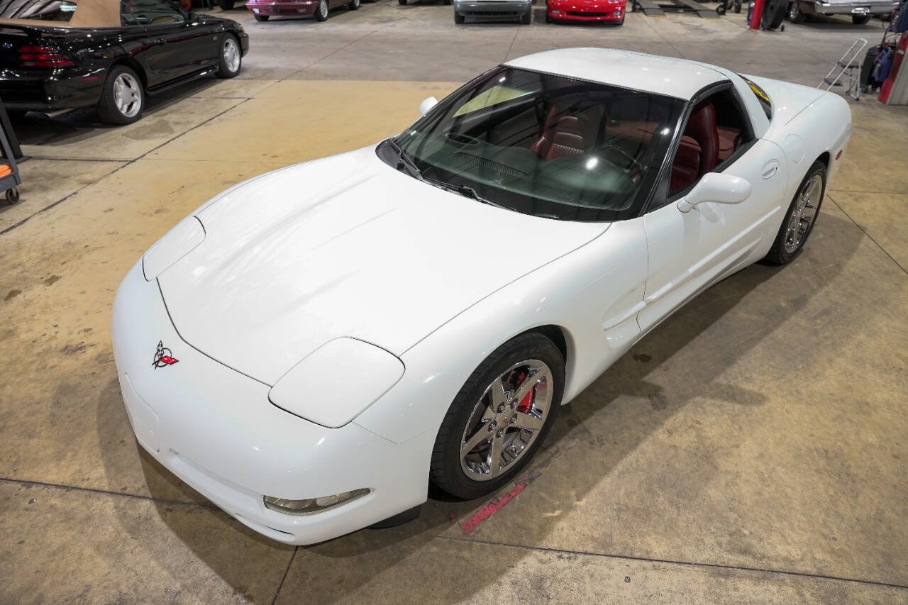 Used 1998 Chevrolet Corvette Coupe w/ Memory Pkg RWD image 15