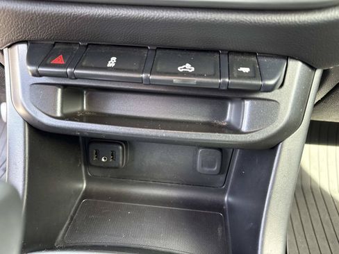 Used 2020 Chevrolet Colorado LT w/ Redline Special Edition RWD image 26