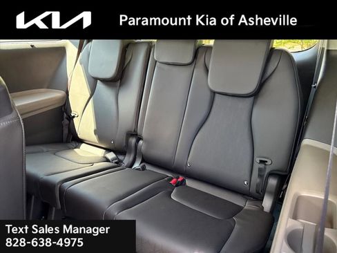 New 2026 Kia Carnival EX image 22