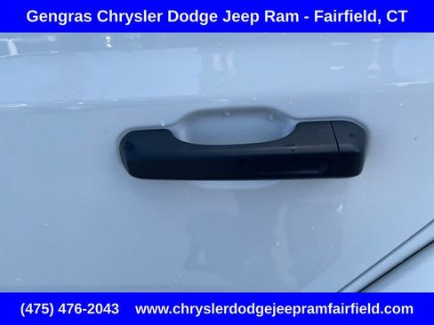Used 2024 Jeep Wrangler Unlimited w/ Convenience Group AWD/4WD image 35