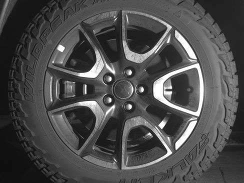 Used 2025 Jeep Compass Trailhawk AWD/4WD image 12