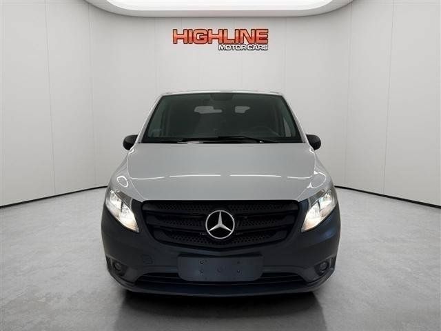 Used 2020 Mercedes-Benz Metris image 2