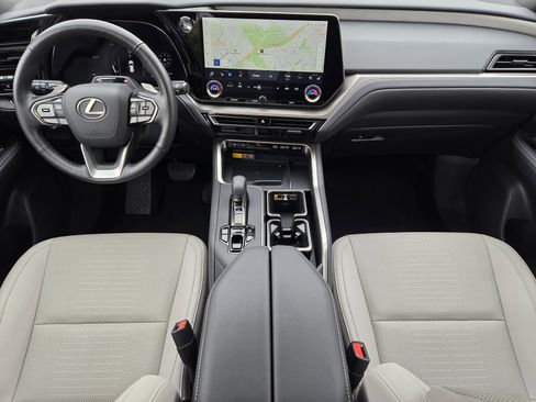 Used 2025 Lexus TX 350 AWD w/ Technology Package image 9