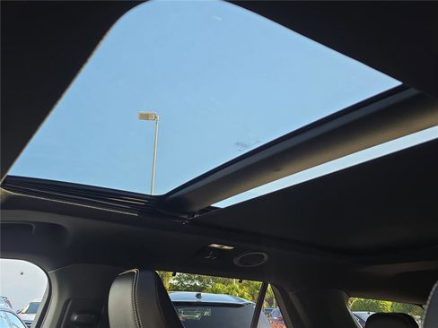 Used 2024 Ford Explorer ST w/ Equipment Group 401A image 30