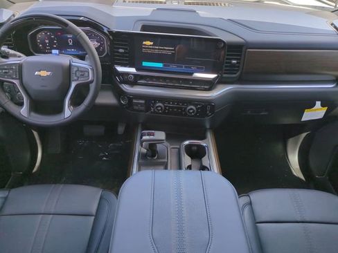 New 2026 Chevrolet Silverado 1500 High Country AWD/4WD image 15