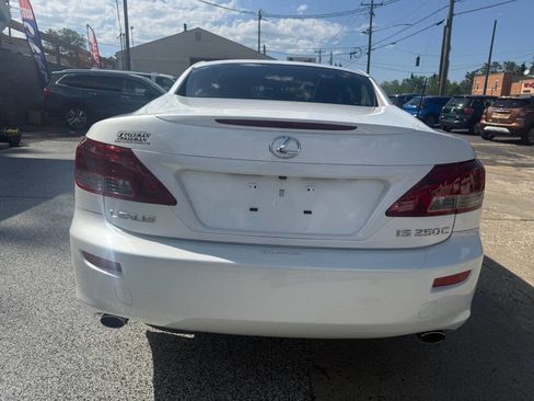 Used 2010 Lexus IS 250C RWD image 10