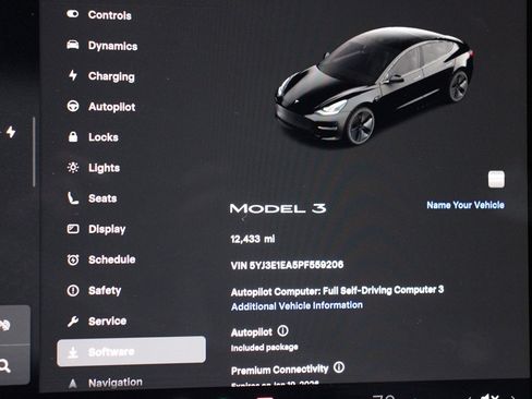Used 2023 Tesla Model 3 Standard Range image 32