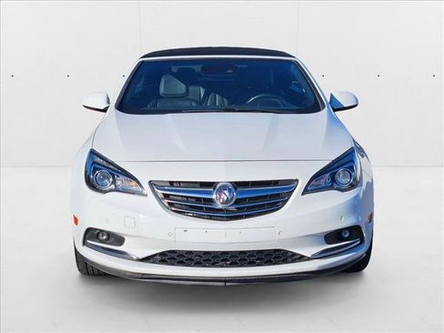 Used 2018 Buick Cascada Premium image 2