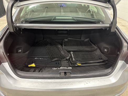 Certified 2023 Lexus ES 350 w/ Premium Package FWD image 32