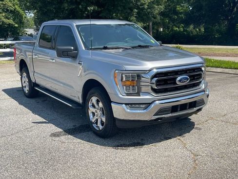 Certified 2022 Ford F150 XLT w/ Equipment Group 302A High AWD/4WD image 3