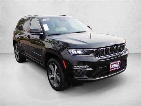 Used 2023 Jeep Grand Cherokee 4WD 4xe image 6