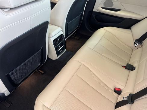 Certified 2023 BMW i4 eDrive35 RWD image 27