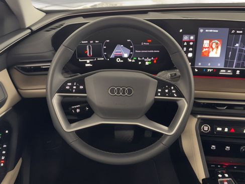 Certified 2025 Audi Q5 Premium w/ 19" Wheel Package AWD/4WD image 20