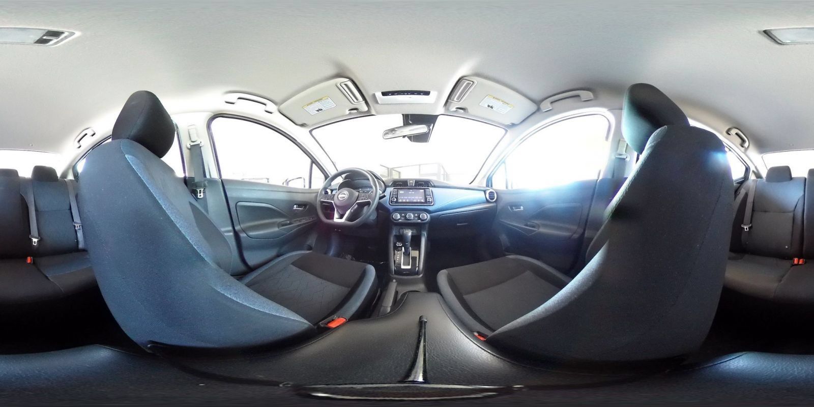 Used 2025 Nissan Versa SV FWD image 39