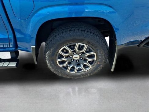 Used 2023 Chevrolet Colorado Z71 w/ Z71 Convenience Package 2 AWD/4WD image 21