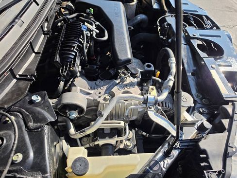 Used 2014 Nissan Rogue S FWD image 45