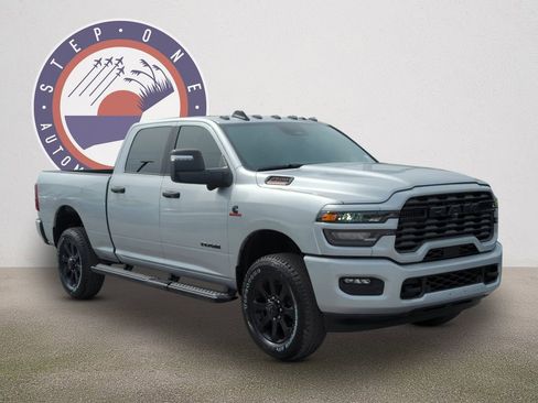 New 2026 RAM 2500 Big Horn AWD/4WD image 2