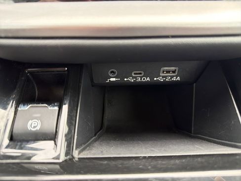 Certified 2024 Subaru Outback Premium image 46