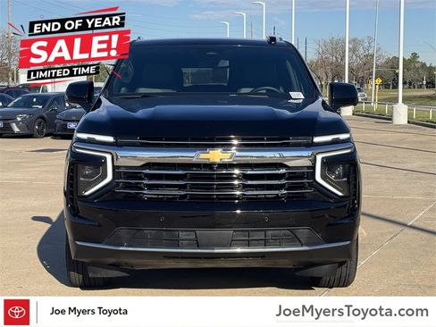 Used 2025 Chevrolet Tahoe LT image 3