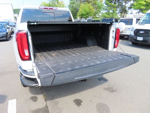 Used 2019 GMC Sierra 1500 Denali w/ Denali Ultimate Package AWD/4WD image 14