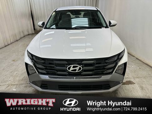 New 2026 Hyundai Tucson Blue SE AWD/4WD image 2