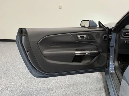 Used 2026 Ford Mustang GT Premium RWD image 9